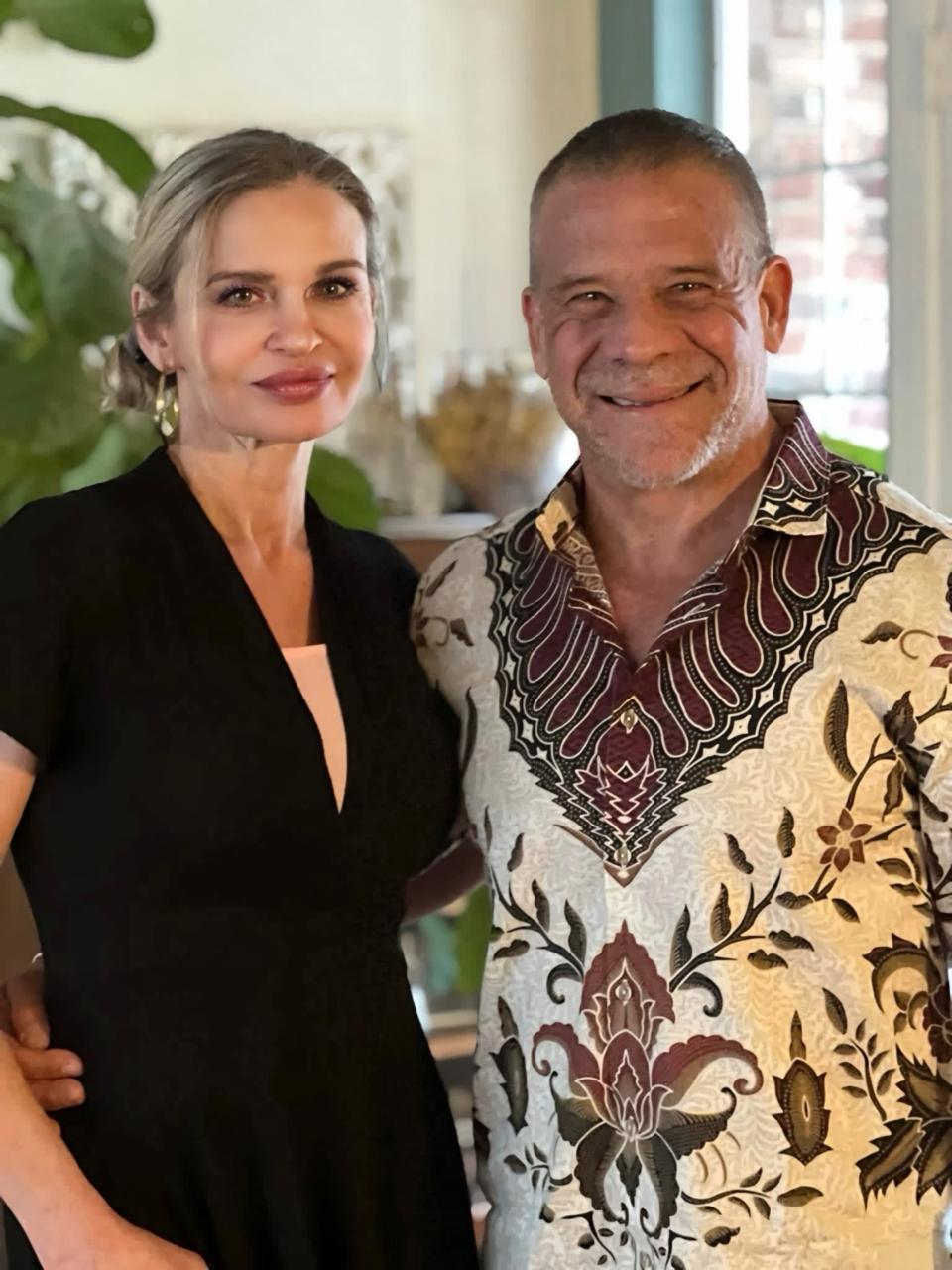 Tommy Ray O'Dell com sua esposa Elisabeth O'Dell